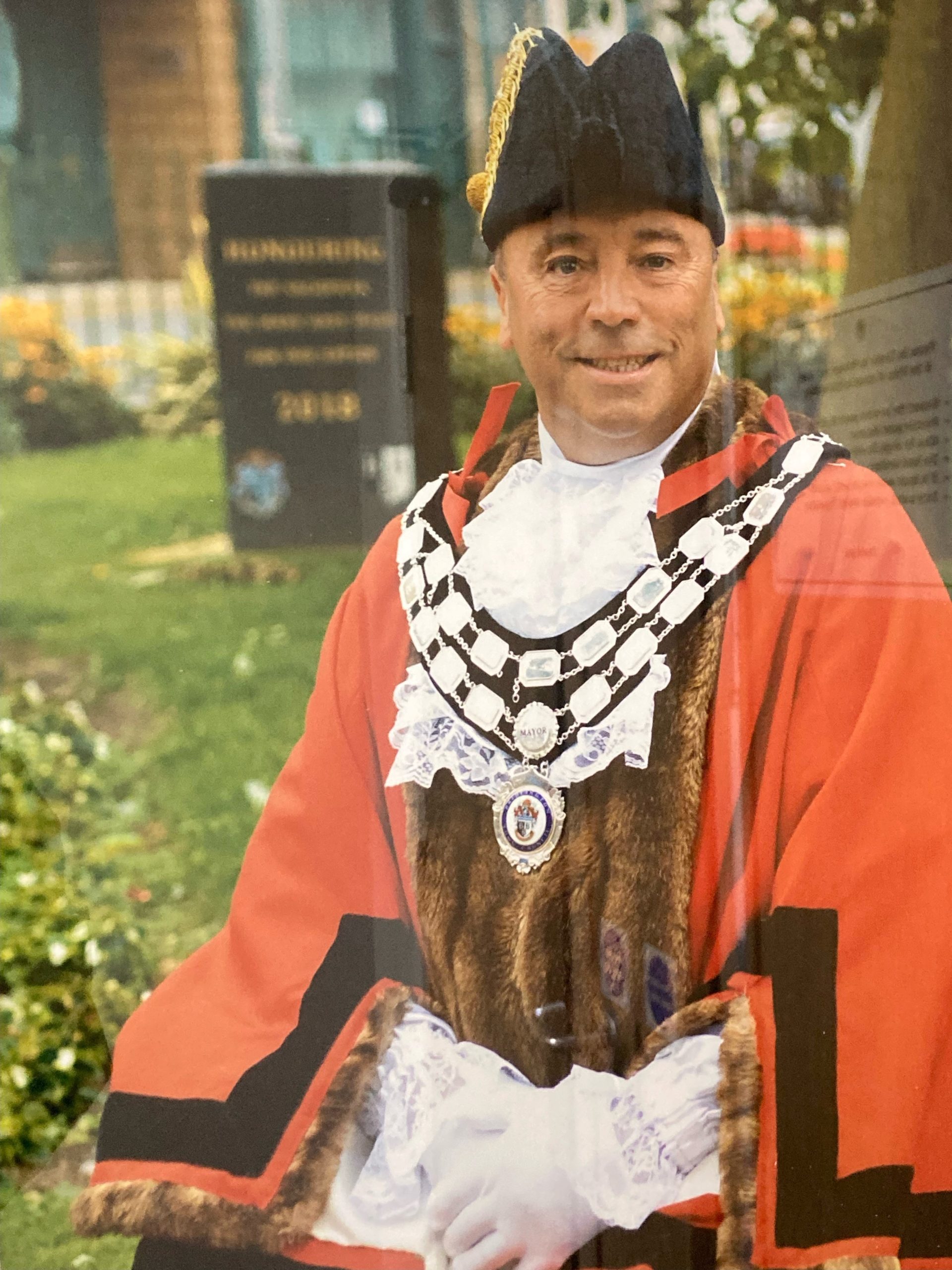 Cllr Liam Dealtry Mayor 2021-2022